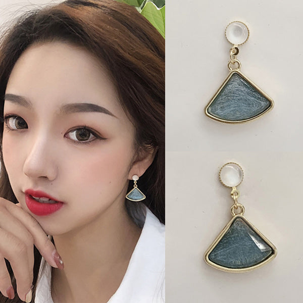 Blue Bling Triangle Cubic Drop Earrings Gifts Korean Jewelry Womens Accessories Luxury Fashion Dating Party Clubber Elegant Wedding Lovely Dinner Accessory