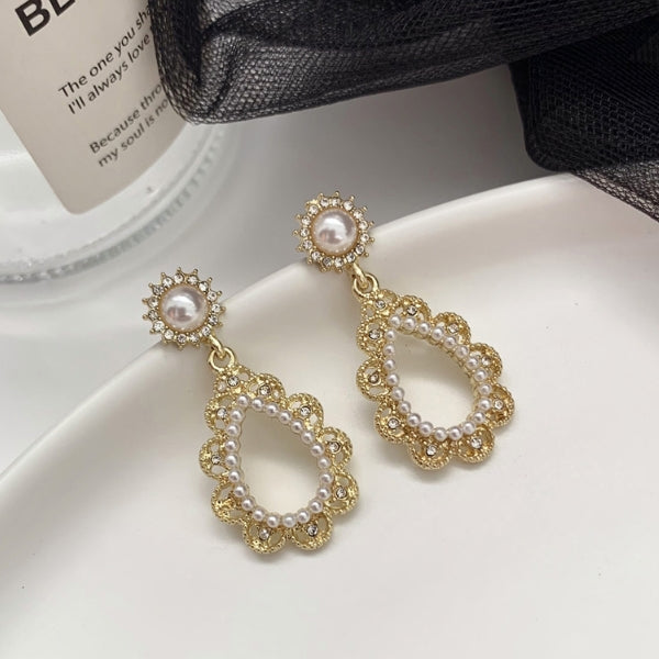 Pearl Oval Cubic Earrings Gift Korean jewelry Womens Accessories