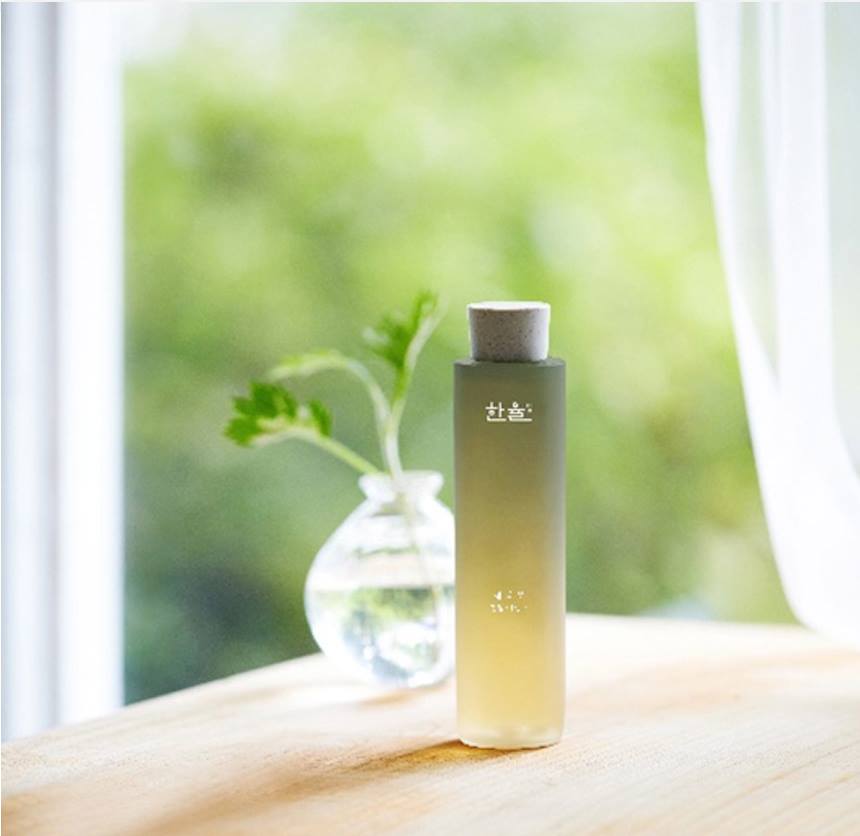 HANYUL Artemisia Miracle Relief Essence 150ml Skin care Cosmetics