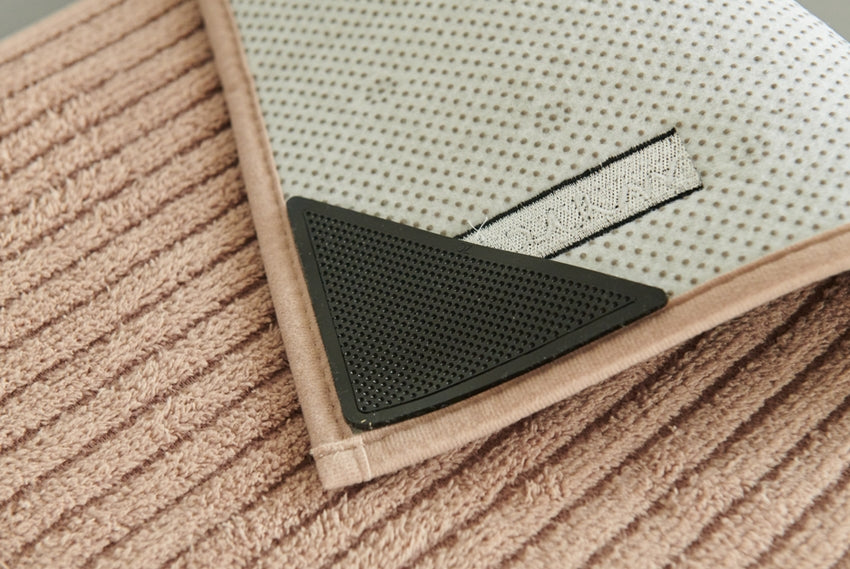 Washable Non Slip Ruggies Resuable Carpet Mat Rug Gripper Pads 4P Anti Ski Holder