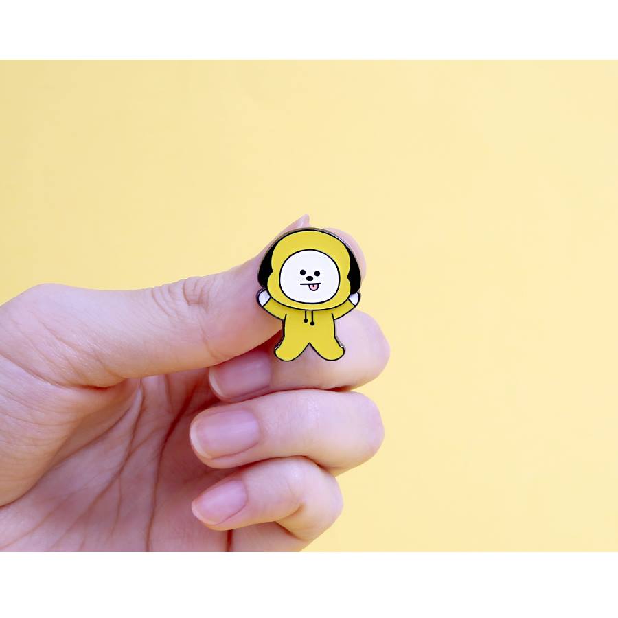 BT21Cute Character Swing Pin Badge Accessory Kpop Styling Tools brooch