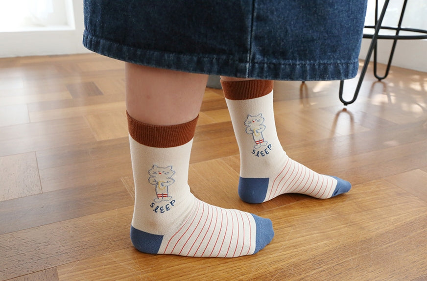 Cute Character Graphic Prints Ankle Socks Cotton Korean Womens Girls Hosiery