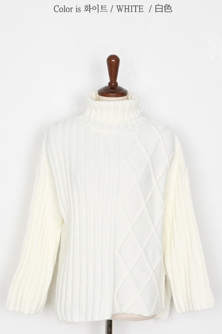 Cozy Pattern Mixed Turtleneck Sweaters