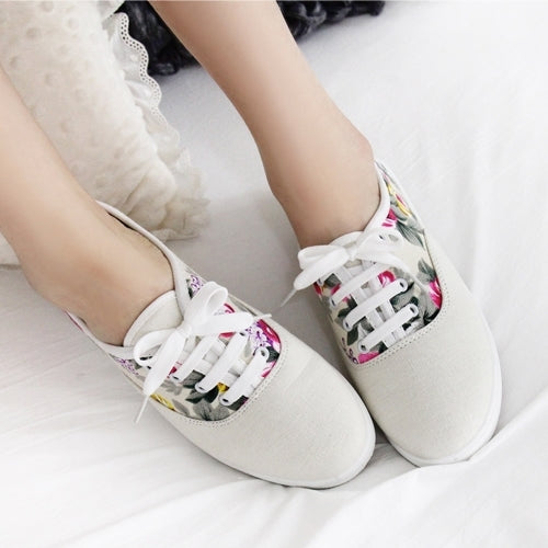 Ivory Floral Canvas Sneakers Cute Lovely Low-Tops Shoes