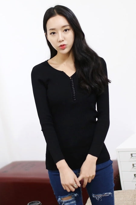 Black Henley Neck Ribbed Knitted Tops