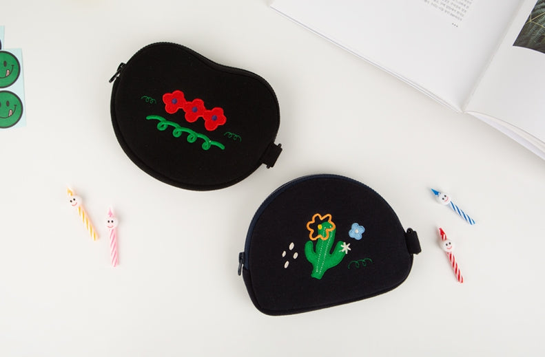 Black Navy Flowers Cactus Pouches Cute Characters Purses Handbags Card Cosmetics Coin Wallets Key Airpods Cases Embroidery