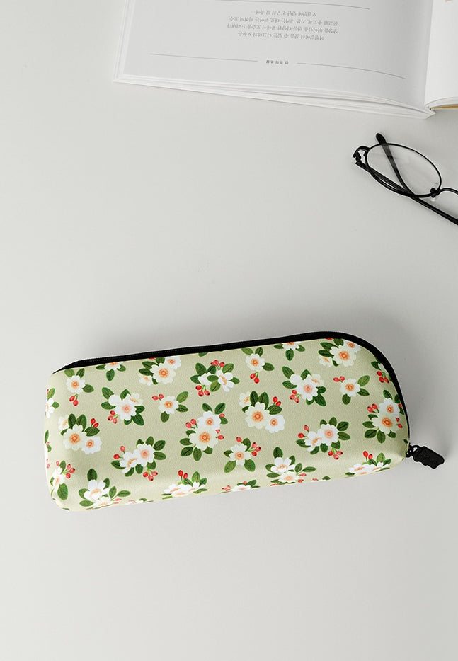 Light Green Graphic Pencil Cases Stationery Zipper School 19cm Office Cosmetics Pouches Artists Designer Prints Gifts Bags Purses Students Girls Cute Teens