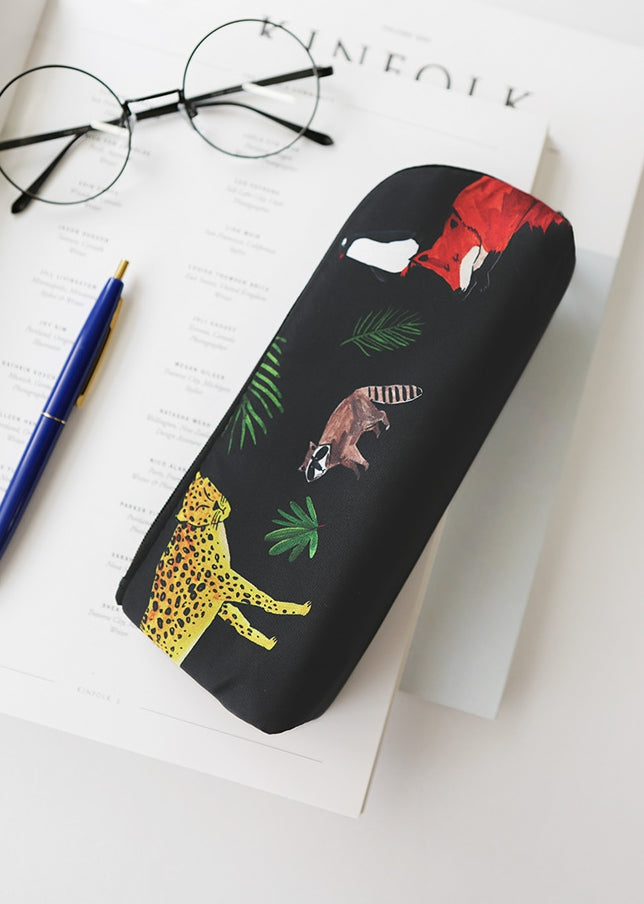 Black Animals Cheetah Graphic Pencil Cases Stationery Zipper School 19cm Office cosmetic pouches Artists Designer Prints Gifts Bags Purses Student