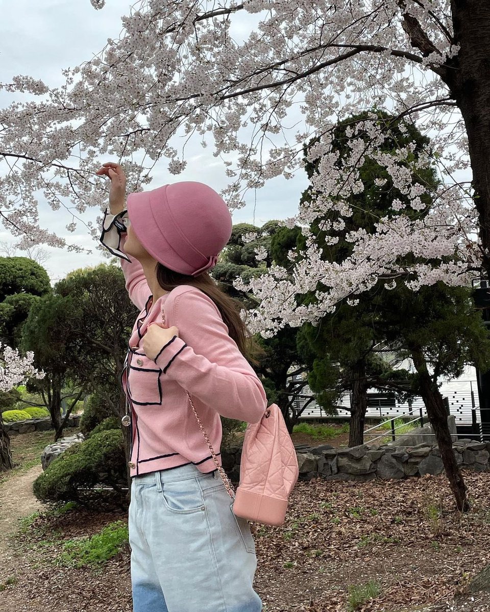 Pink Blackpink Jennie Cherry Blossom Cardigans Luxury Sweaters Outfits