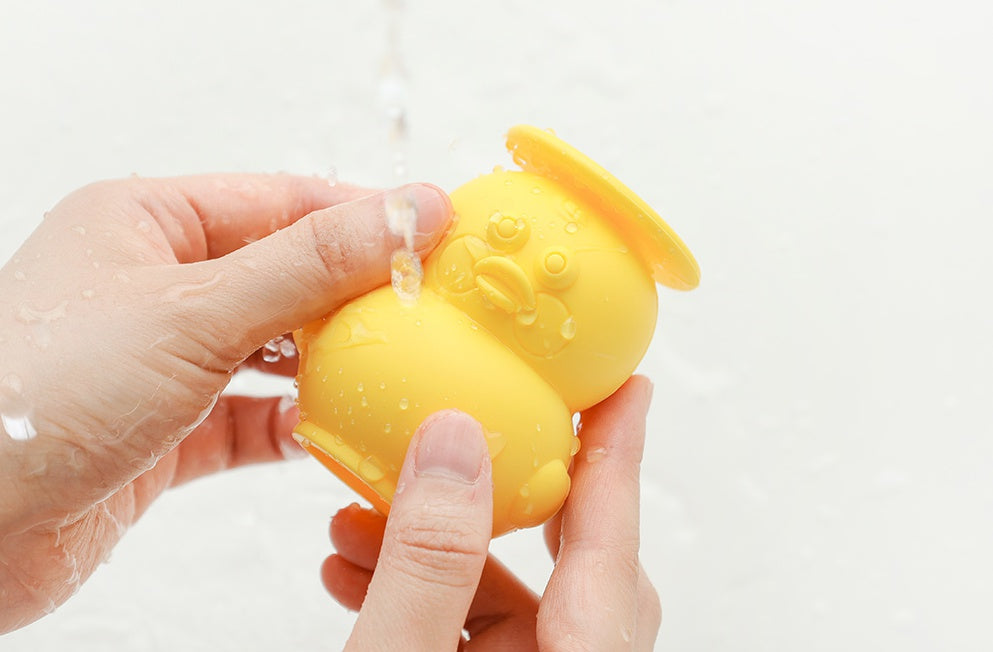 Duck Bear Silicone Ice Maker Accessories Mold Home Cafe Cute Novelty non-toxic Frozen