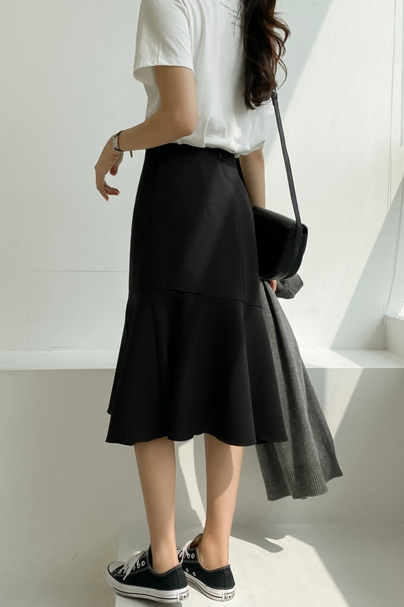 Black Asymmetrical Womens Ruffled Skirts Mermaid Slit Korean Fashion
