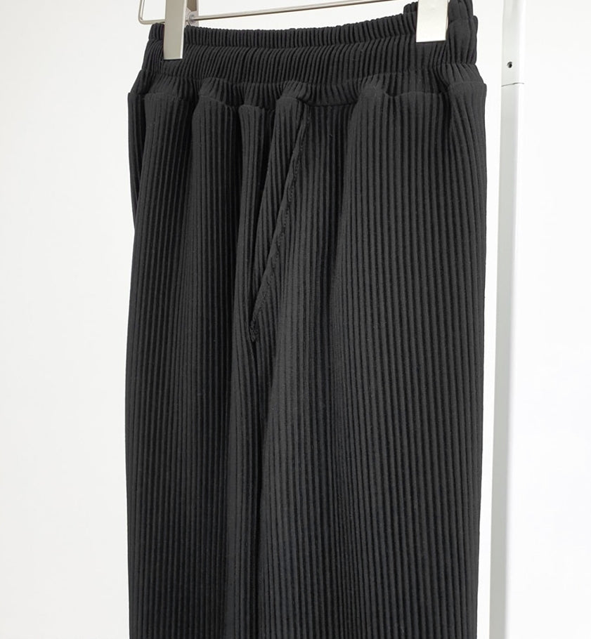 Black Pleated Capri Pants Mens Loose Fit Trousers Causal Waistband Guy
