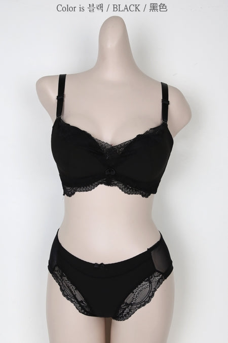 Sexy Lace No Wire Volume Up Bras Underpants Sets