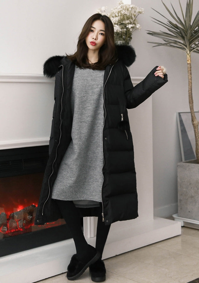 Black Hooded Fur Long Puffers Coats